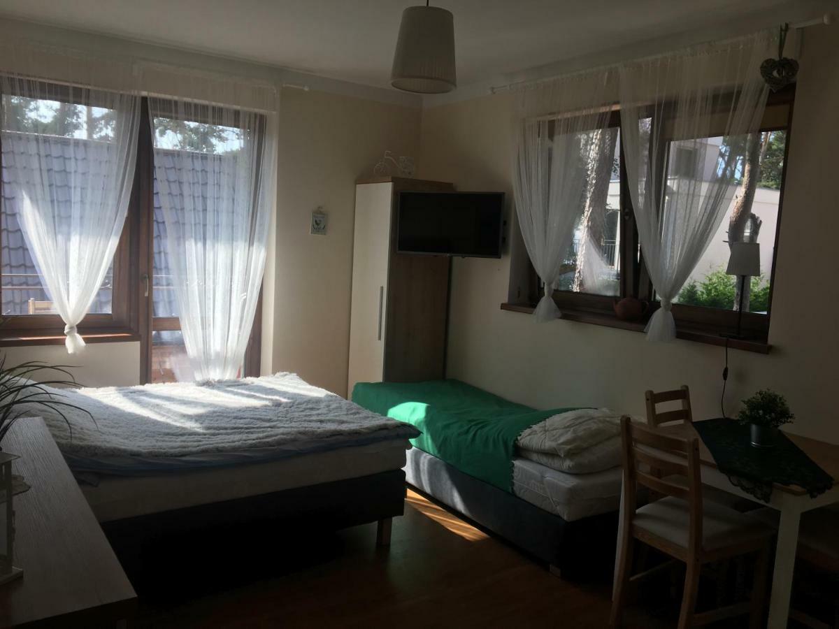 Sosnowa Mila - Domy I Apartamenty Pobierowo Esterno foto